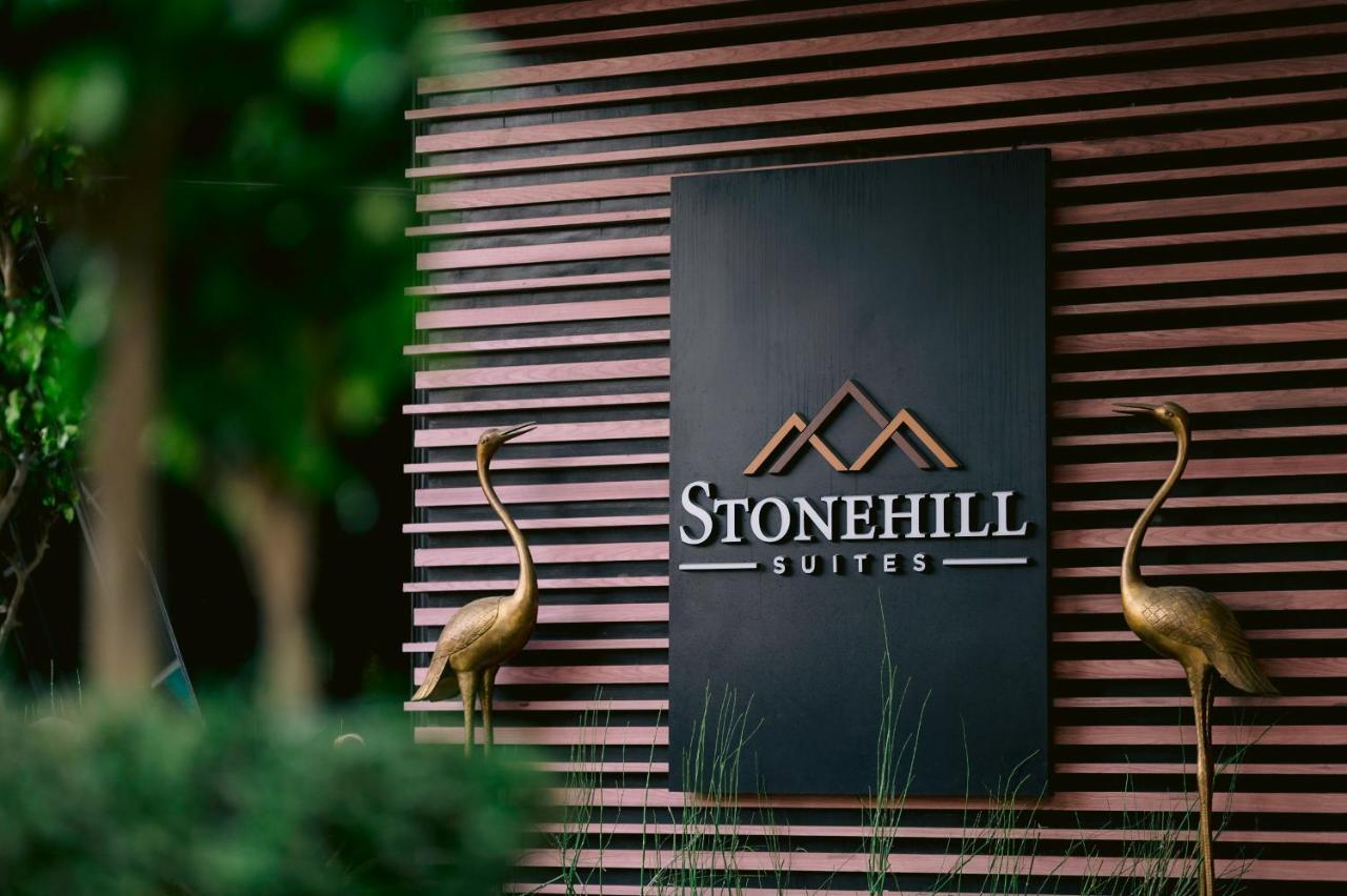 Stonehill Suites Bacolod Zewnętrze zdjęcie