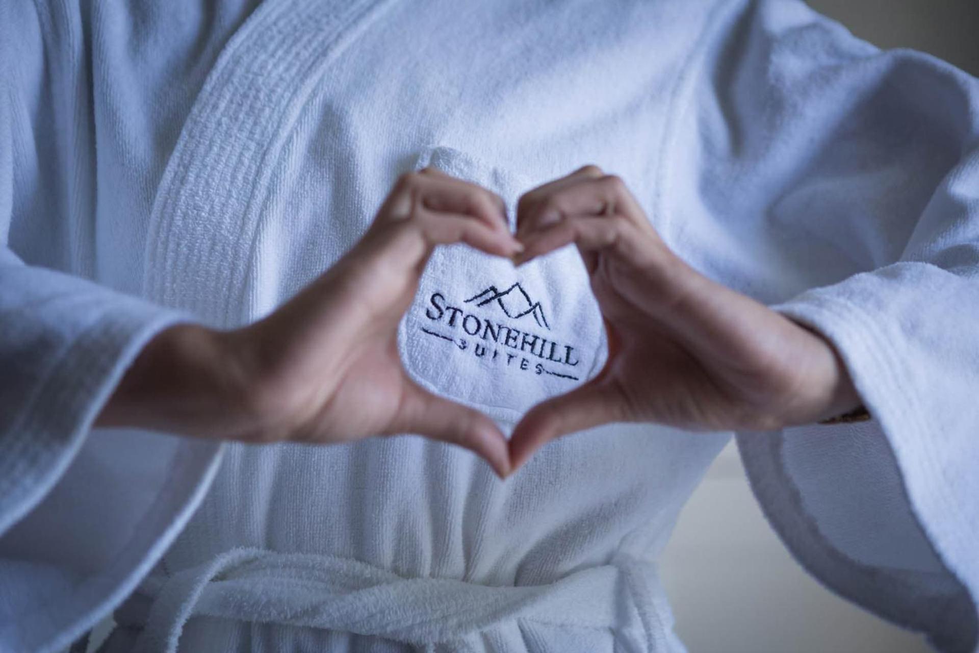 Stonehill Suites Bacolod Zewnętrze zdjęcie